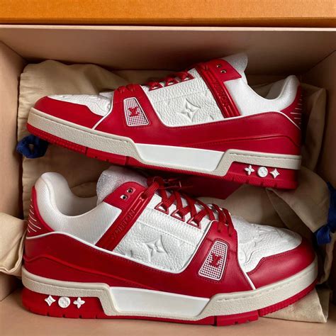 lv trainers red